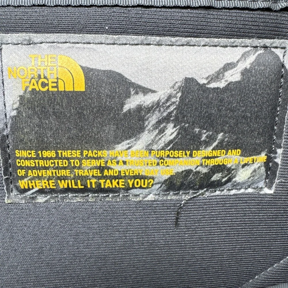 North Face Recon Flex Vent Padded Backpack Gray Black One Size Commuter Hike